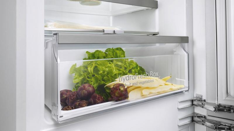 Встраиваемый холодильник Siemens KI 86SAF30