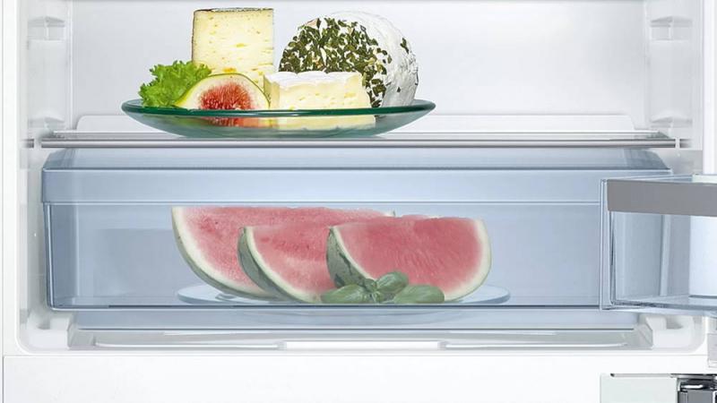 Встраиваемый холодильник Bosch KUL 15AFF0R